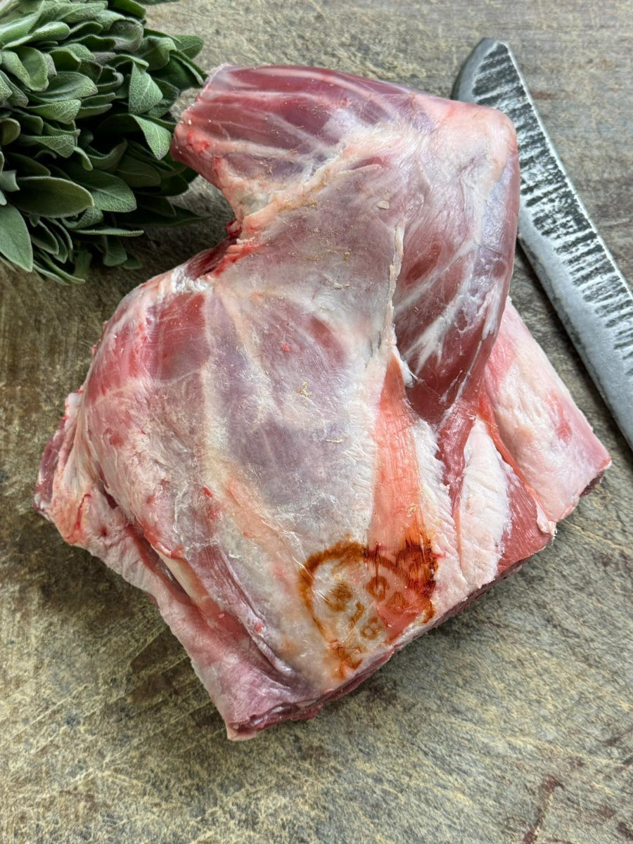 Grass Fed Hogget Shoulder Joint 1.8 – Bramblebee Farms