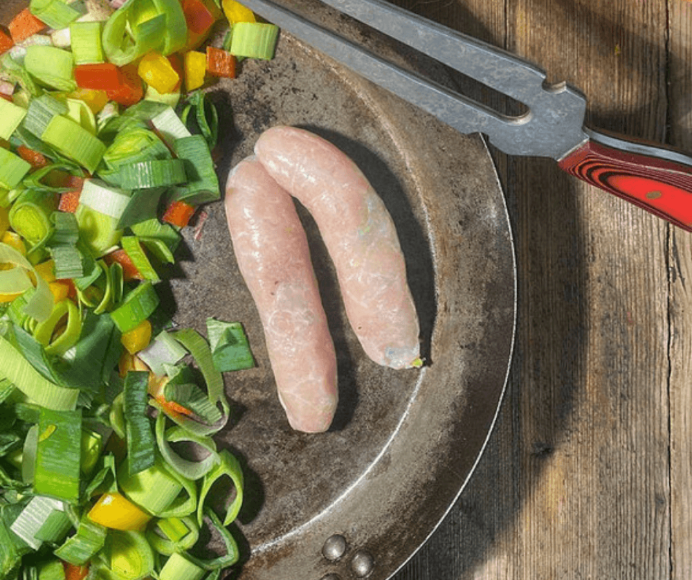 Chicken & Chive Sausages - Bramblebee Farms